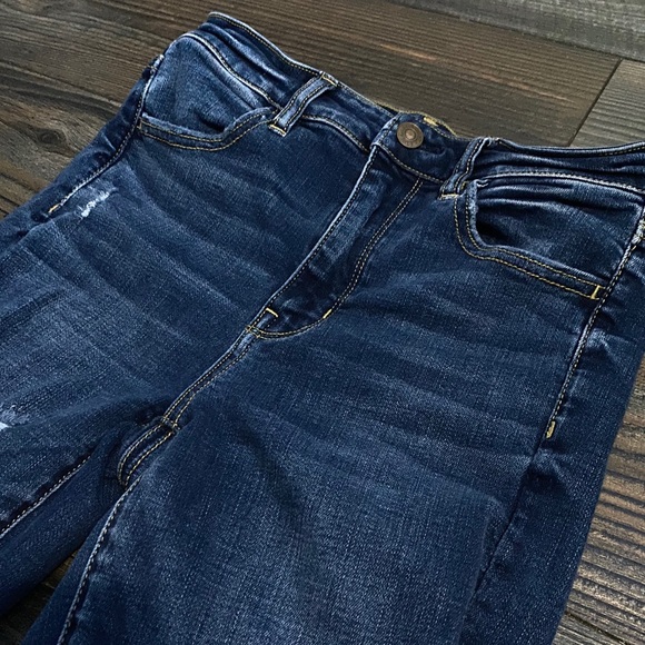 American Eagle ripped jeans size 4 - Picture 2 of 7